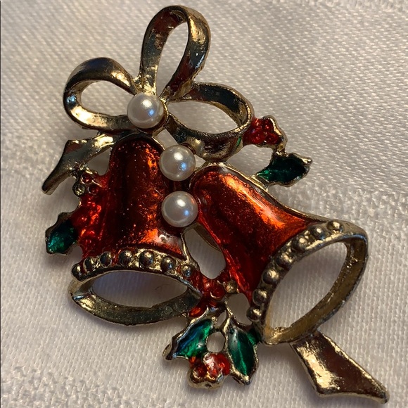 VTG Christmas Brooch Pins Bells, Tree & Horse Drawn  Sleigh VTG Holiday Brooches - Picture 11 of 12